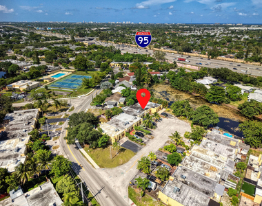 221 Nw 43rd Place - Photo Thumbnail 50