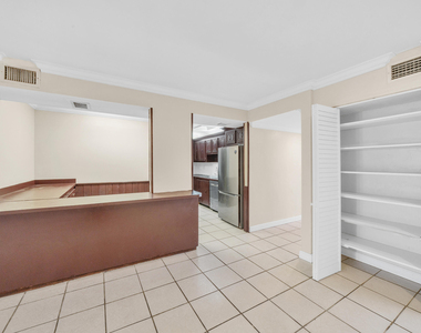 221 Nw 43rd Place - Photo Thumbnail 40