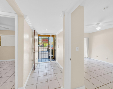221 Nw 43rd Place - Photo Thumbnail 48