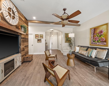 123 Wakulla Springs Way - Photo Thumbnail 16