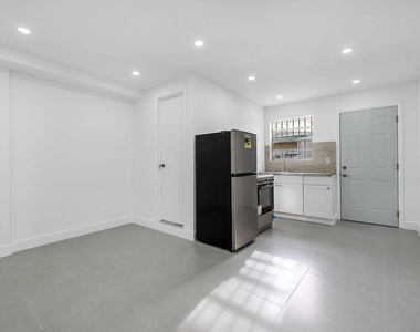 321 Nw 21st Avenue - Photo Thumbnail 5