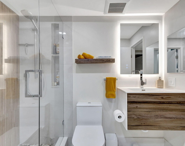 5460 N Ocean Drive - Photo Thumbnail 20