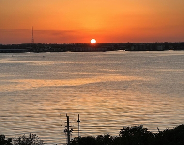 5460 N Ocean Drive - Photo Thumbnail 37