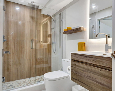 5460 N Ocean Drive - Photo Thumbnail 19