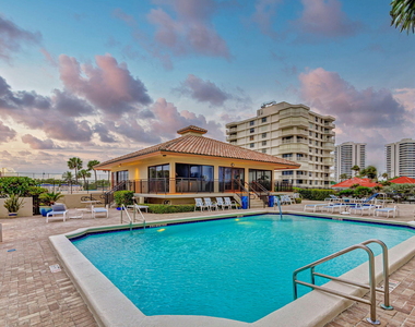 5460 N Ocean Drive - Photo Thumbnail 38