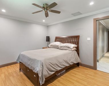 4050 Nw 7th Lane - Photo Thumbnail 7