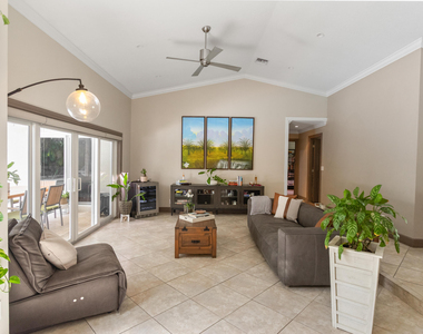 4050 Nw 7th Lane - Photo Thumbnail 35