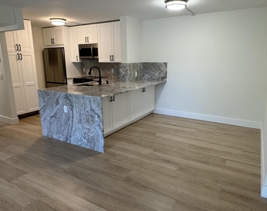 629 Sea Pine Way - Photo Thumbnail 8
