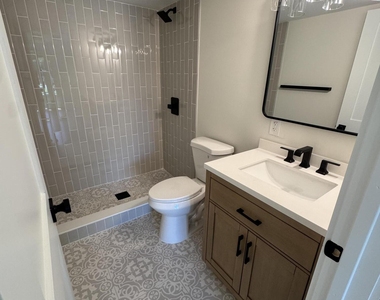 629 Sea Pine Way - Photo Thumbnail 12
