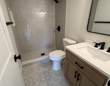 629 Sea Pine Way - Photo Thumbnail 10