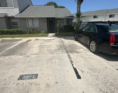 3801 Inlet Circle - Photo Thumbnail 2