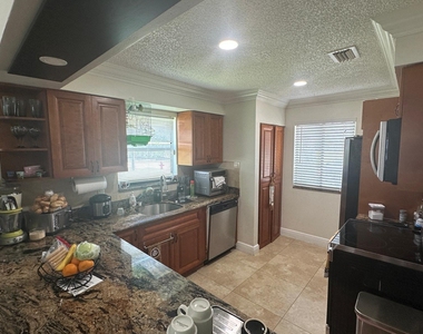 3801 Inlet Circle - Photo Thumbnail 23