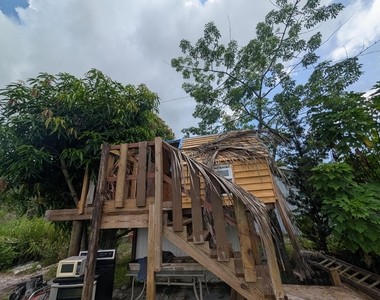 625 Coconut Avenue N - Photo Thumbnail 34