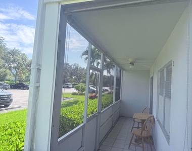 52 Mansfield B - Photo Thumbnail 25
