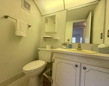 52 Mansfield B - Photo Thumbnail 16