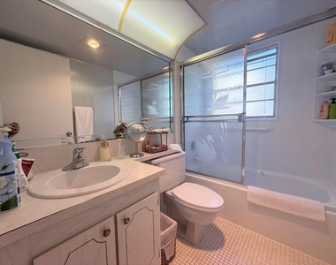 52 Mansfield B - Photo Thumbnail 15