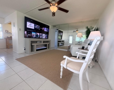 52 Mansfield B - Photo Thumbnail 5