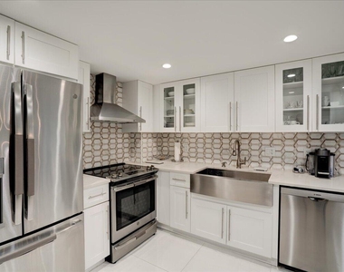 3450 S Ocean Boulevard - Photo Thumbnail 9