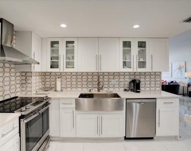 3450 S Ocean Boulevard - Photo Thumbnail 10