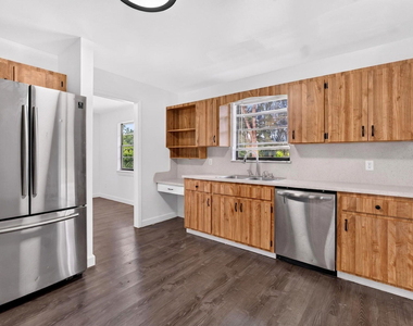 5989 Coconut Boulevard - Photo Thumbnail 9
