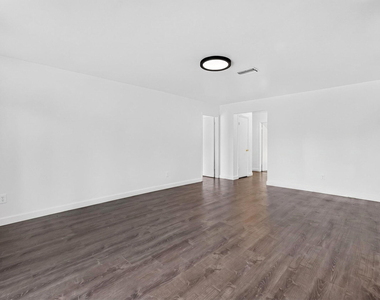 5989 Coconut Boulevard - Photo Thumbnail 6