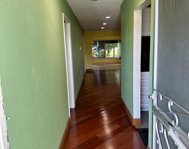 2886 Fernley Drive E - Photo Thumbnail 1