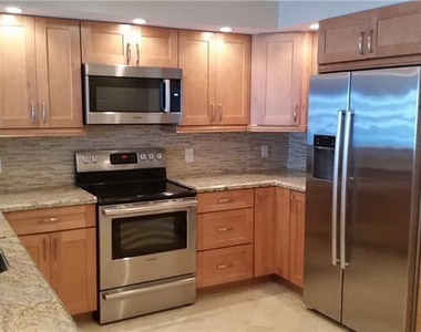 3900 Galt Ocean Dr Drive - Photo Thumbnail 17