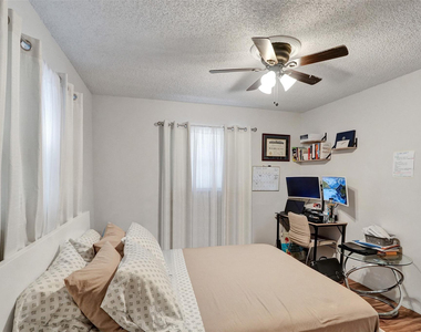 4240 Nw 21st Avenue - Photo Thumbnail 8