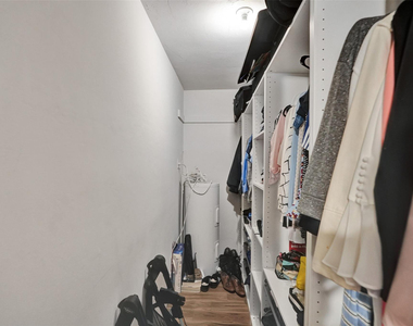 4240 Nw 21st Avenue - Photo Thumbnail 11