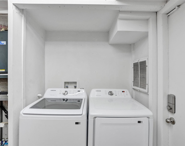 4240 Nw 21st Avenue - Photo Thumbnail 7