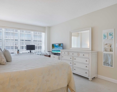 4010 Galt Ocean Drive - Photo Thumbnail 10