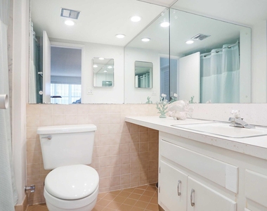 4010 Galt Ocean Drive - Photo Thumbnail 16