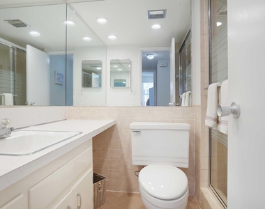 4010 Galt Ocean Drive - Photo Thumbnail 11