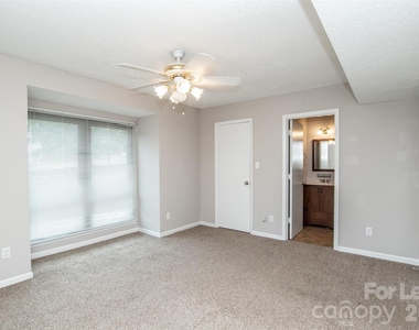 11064 Harrowfield Road - Photo Thumbnail 11