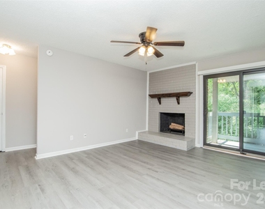 11064 Harrowfield Road - Photo Thumbnail 5