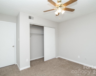 11064 Harrowfield Road - Photo Thumbnail 16