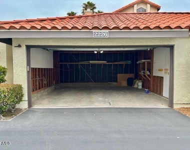 2226 Martinique Lane - Photo Thumbnail 26
