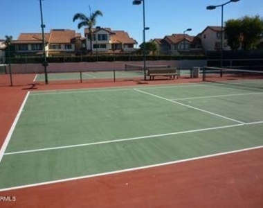 2226 Martinique Lane - Photo Thumbnail 34