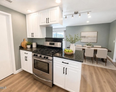 3083 Jessica Street - Photo Thumbnail 5