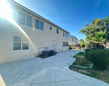 6429 Amber Sky Way - Photo Thumbnail 21