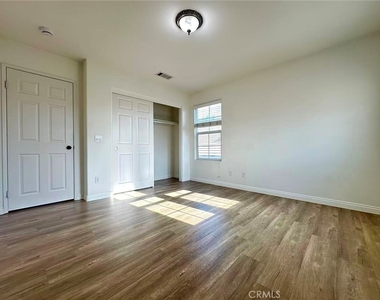 6429 Amber Sky Way - Photo Thumbnail 13