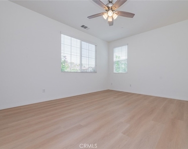 2840 S Via Belamaria - Photo Thumbnail 11