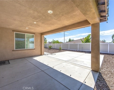 1617 Camden Court - Photo Thumbnail 34