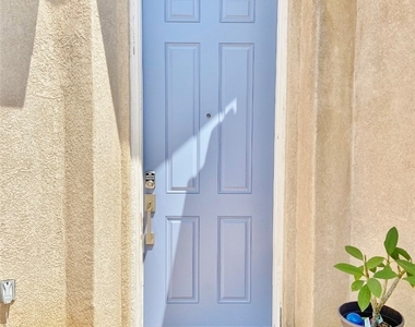 31949 Via Del Paso - Photo Thumbnail 3