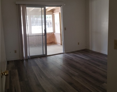 2125 San Bernardo - Photo Thumbnail 5