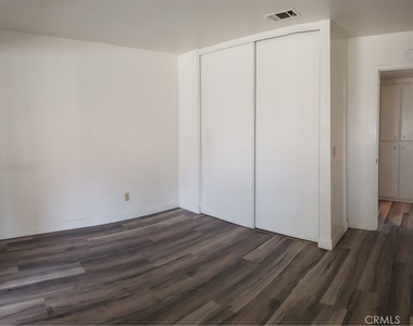 2125 San Bernardo - Photo Thumbnail 4