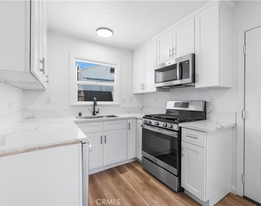 44945 Trevor Avenue - Photo Thumbnail 7