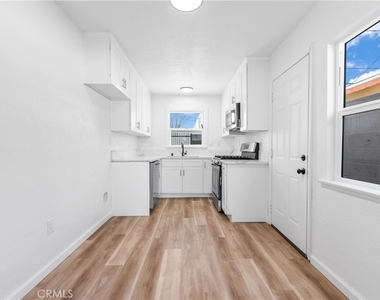 44945 Trevor Avenue - Photo Thumbnail 6
