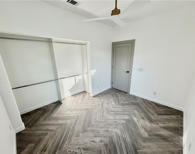 2643 Summerchase Ave - Photo Thumbnail 12