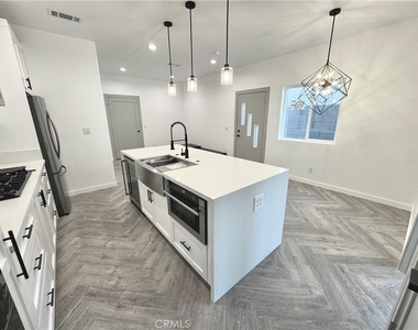 2643 Summerchase Ave - Photo Thumbnail 10